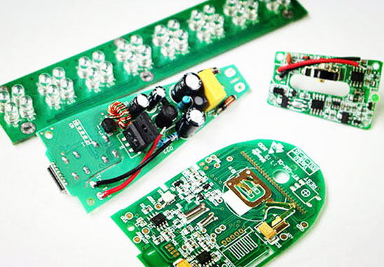 為什么PCB板顏色絕大多數(shù)都是綠色的？